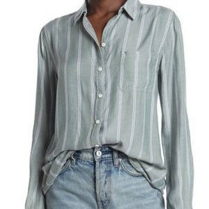 BeachLunchLoungeLong Sleeve Striped Button Up Blou